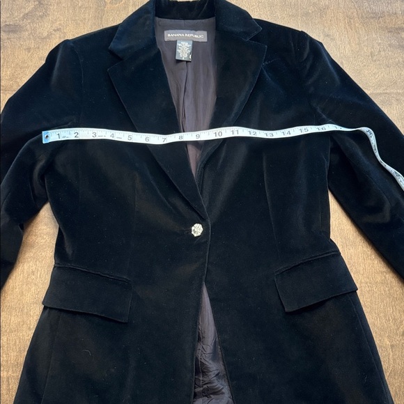 Banana Republic Black Velvet Blazer - Picture 8 of 9